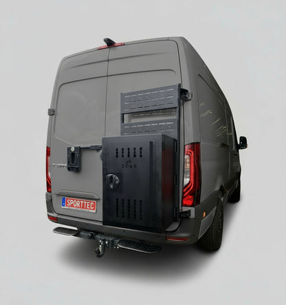 Adventure box 700 image 1