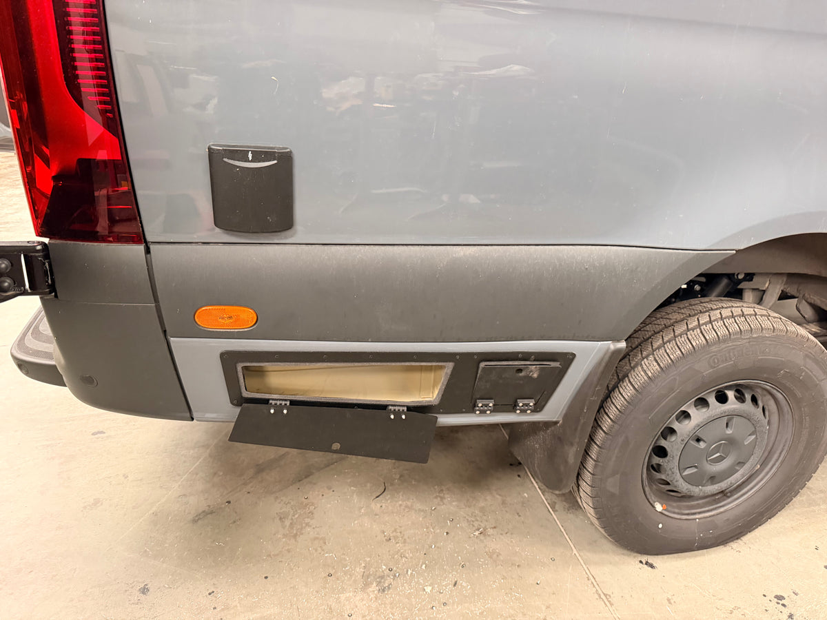 Sill Locker Aluminium