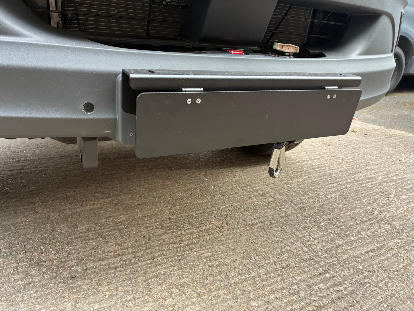 Number plate holder for Winch image 0